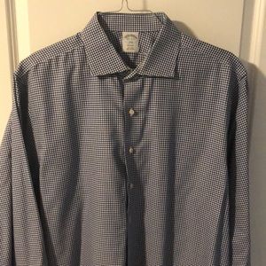 Men’s Brooks Brothers button up shirt